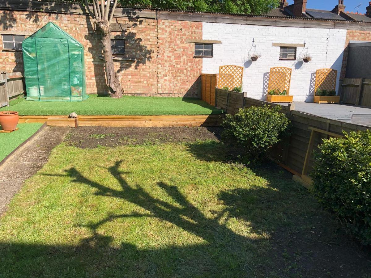 Spacious West London 2 Bedroom Apartment Esterno foto