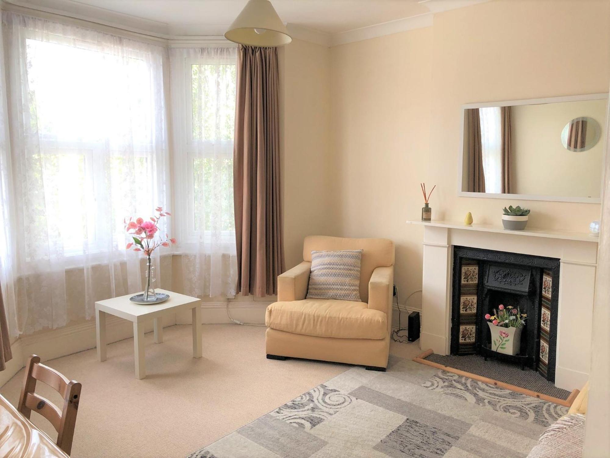 Spacious West London 2 Bedroom Apartment Esterno foto