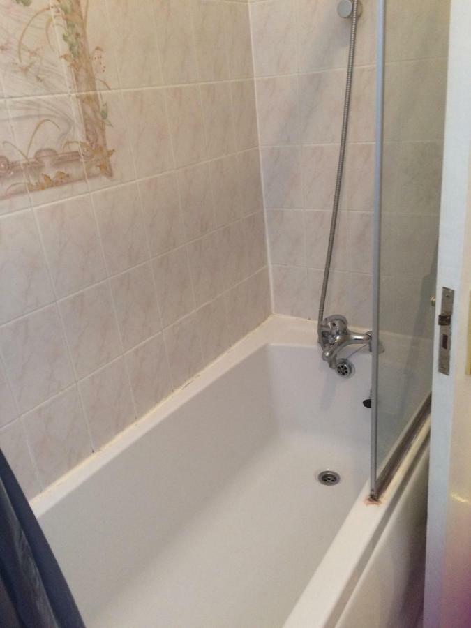Spacious West London 2 Bedroom Apartment Esterno foto