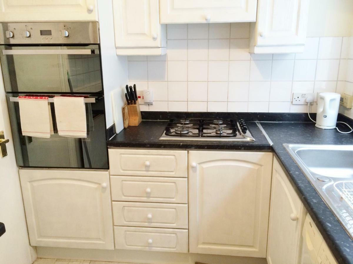 Spacious West London 2 Bedroom Apartment Esterno foto