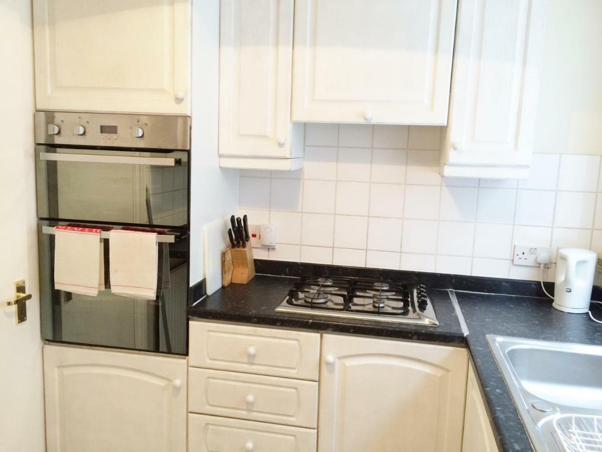 Spacious West London 2 Bedroom Apartment Esterno foto